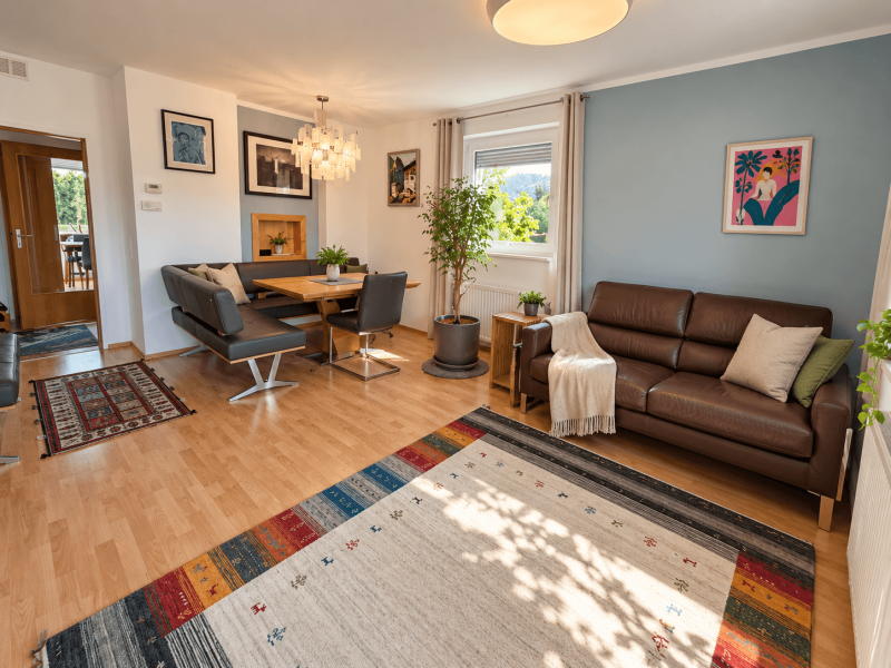 Wohnen im Grünen – vollmöblierte 3-Zimmer-Wohnung mit Balkon & Garagenplatz